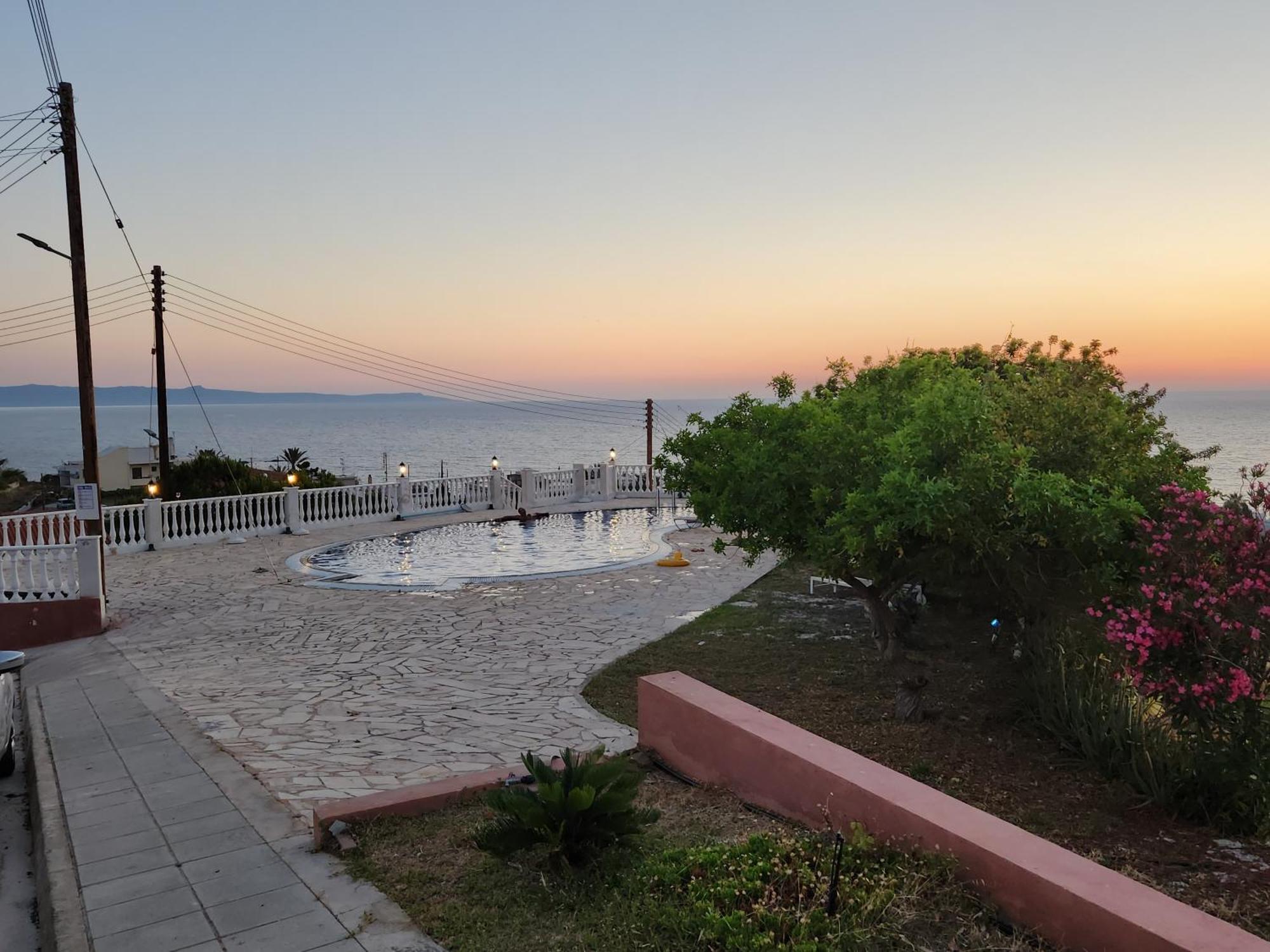 Serena Vacation Home Pomos Zewnętrze zdjęcie