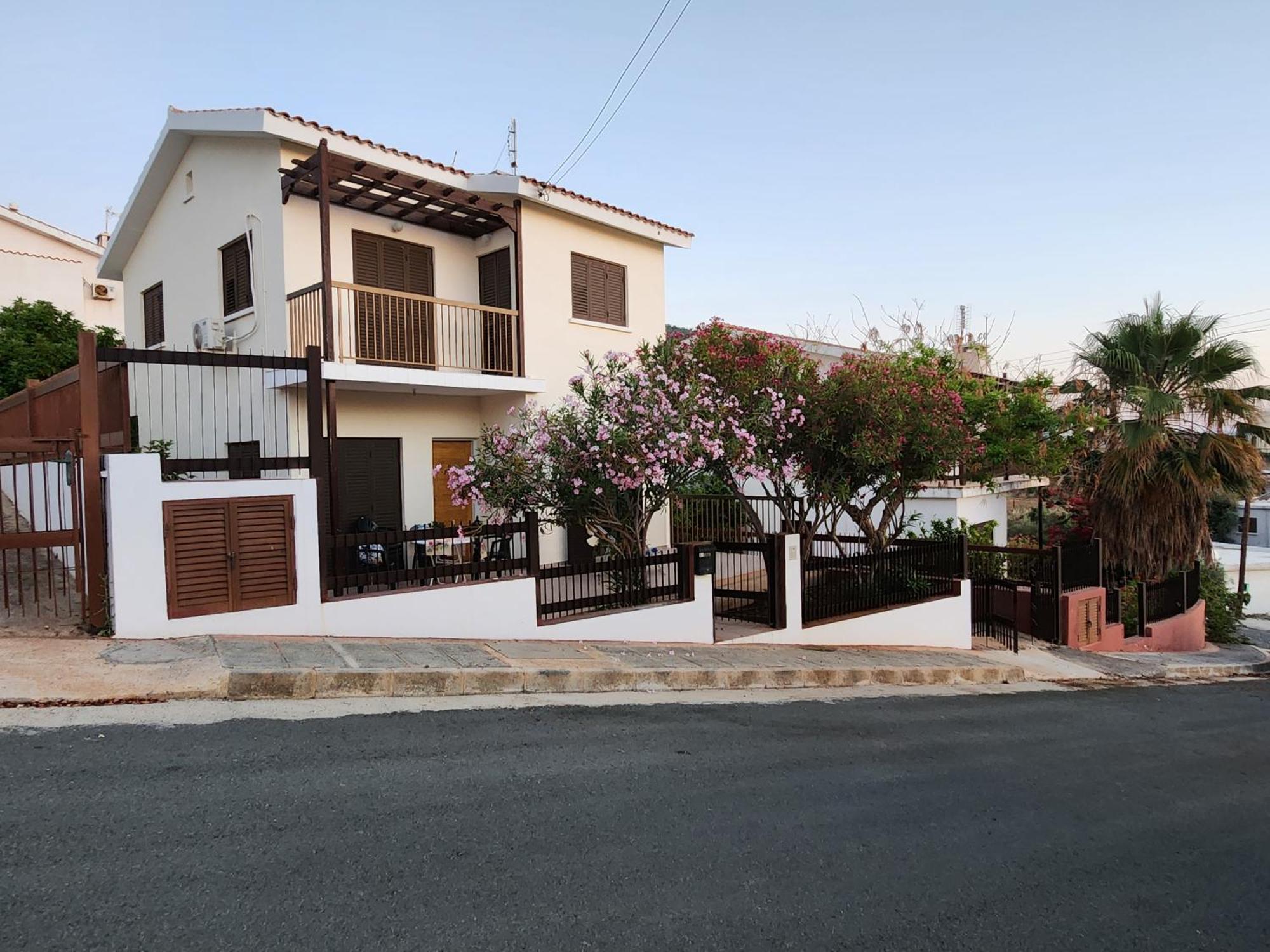 Serena Vacation Home Pomos Zewnętrze zdjęcie